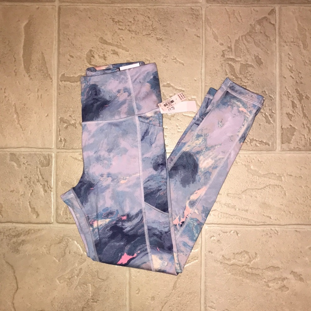 NWT Victoria's Secret Leggings